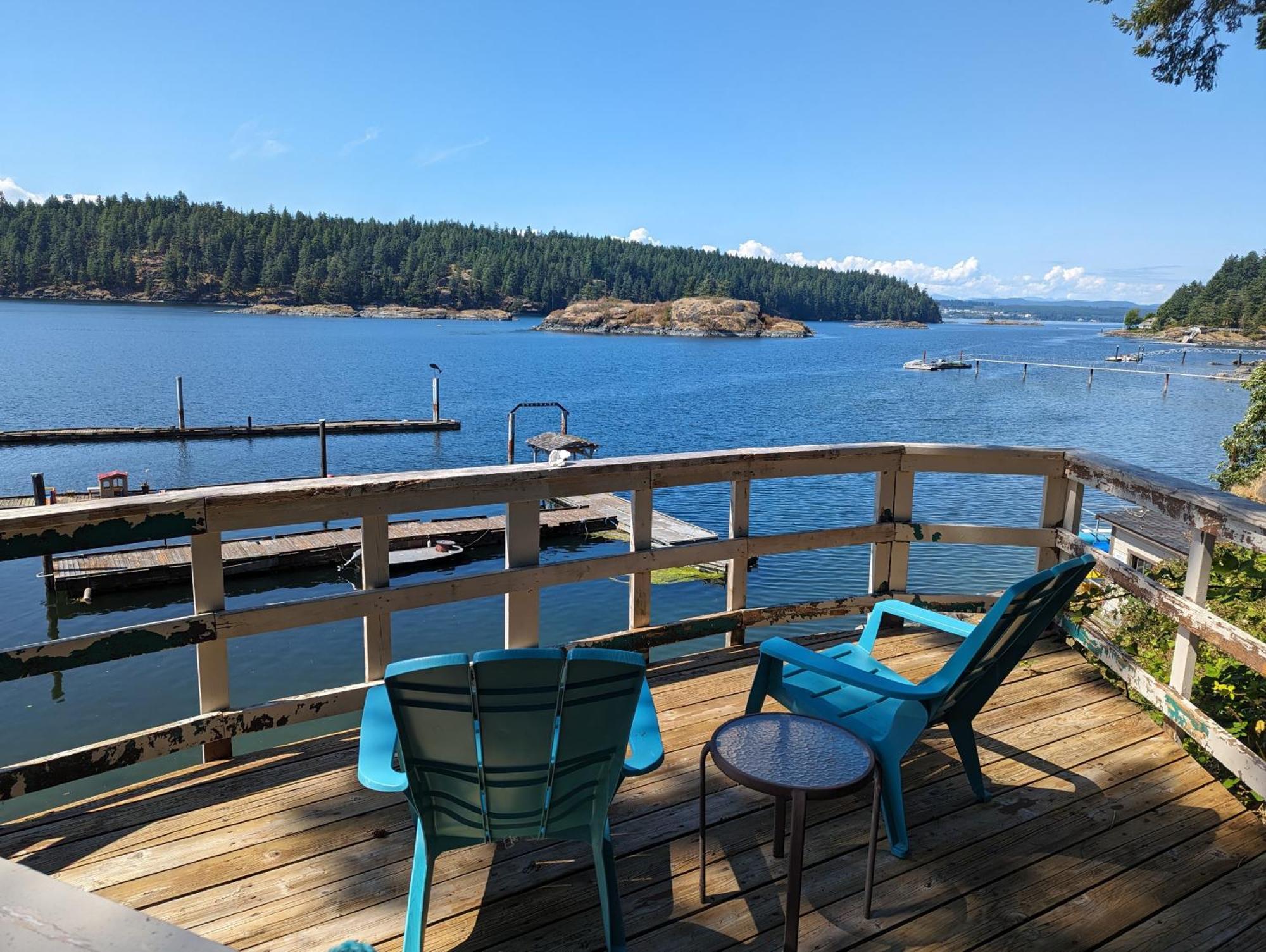 Jade Resort-Oceanfront Suites In Gowlland Harbour Heriot Bay Экстерьер фото