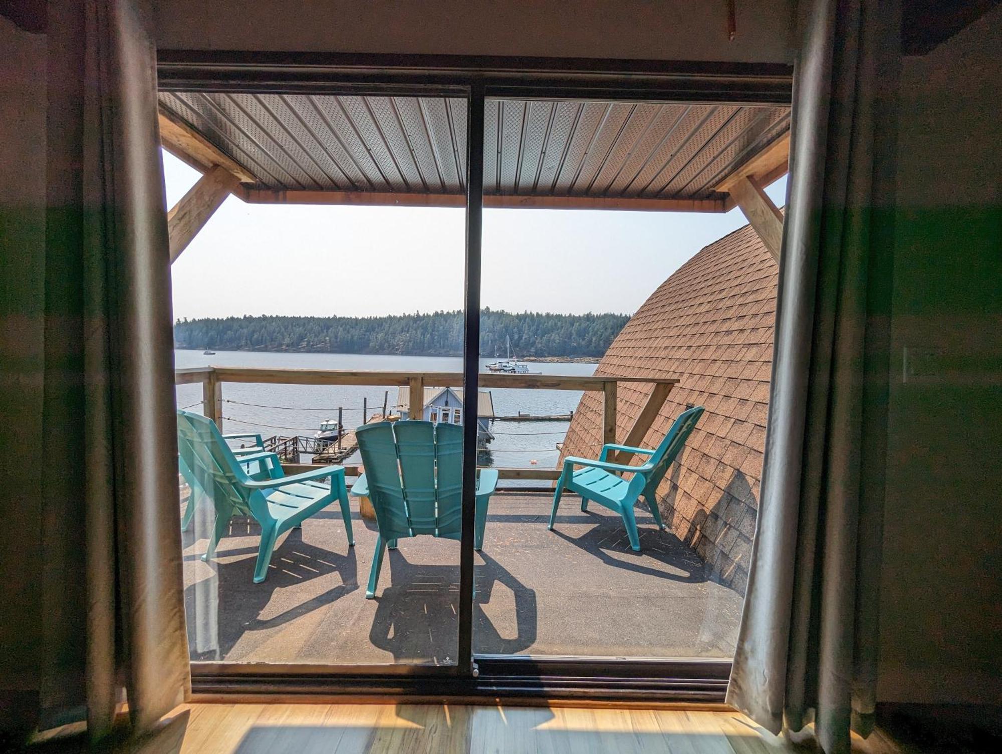 Jade Resort-Oceanfront Suites In Gowlland Harbour Heriot Bay Экстерьер фото